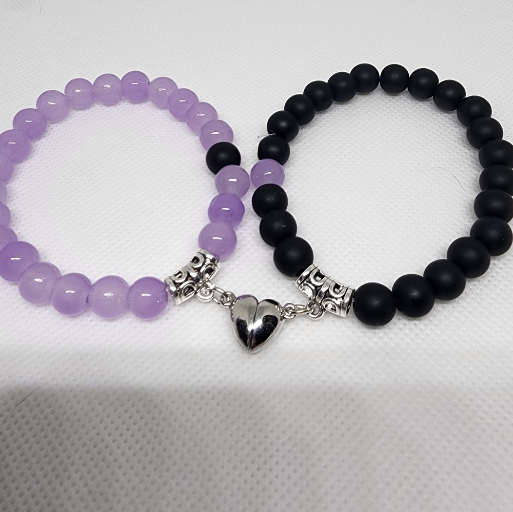 Couples beaded bracelet with dangling hearts